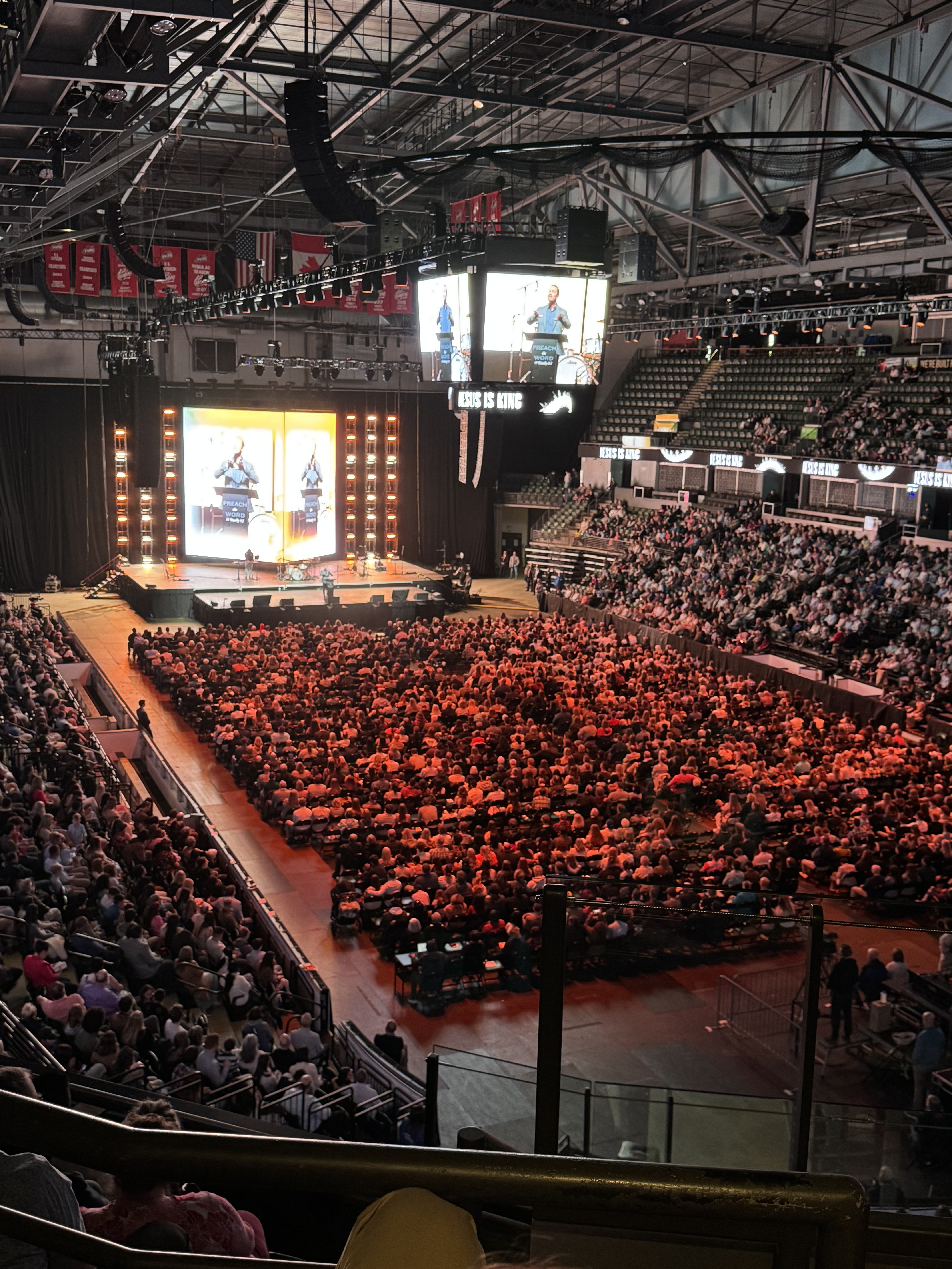 LED wall production at Angel of Winds Arena